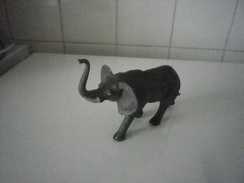 JOUET ELEPHANT