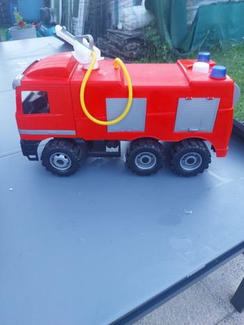 Jouet camion de pompier