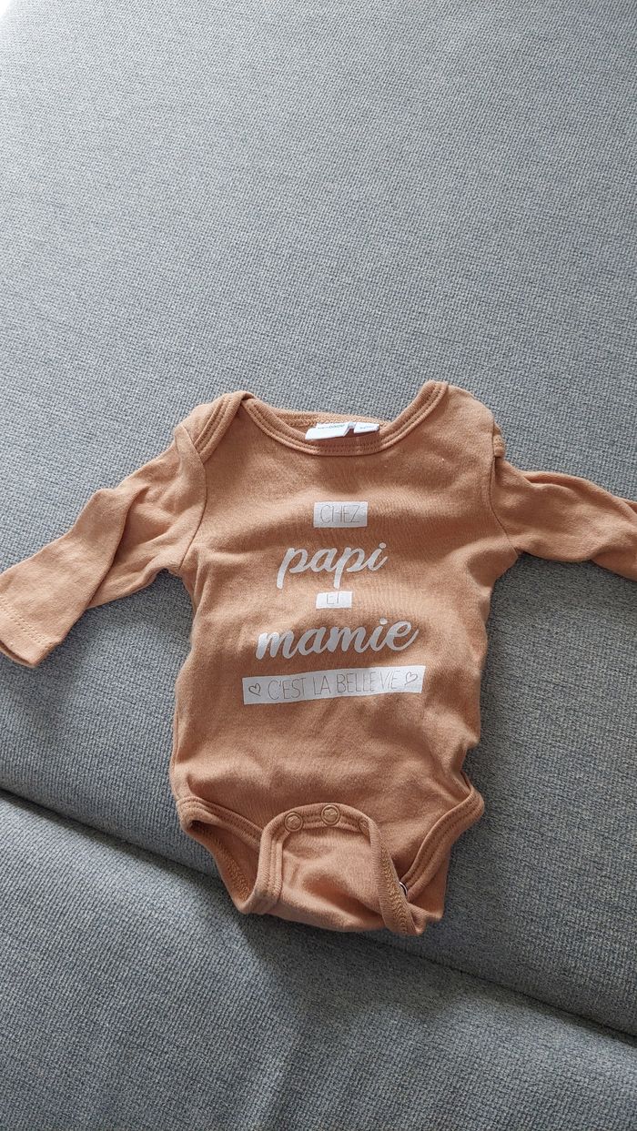 Body chez mamie et papi