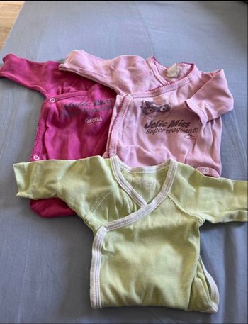 Bodies naissance fille