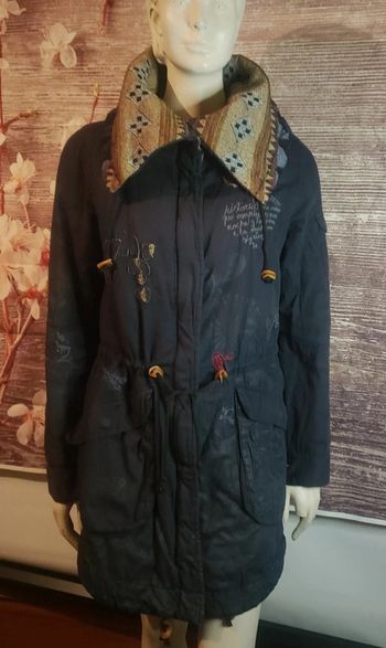 Manteau Desigual taille 40