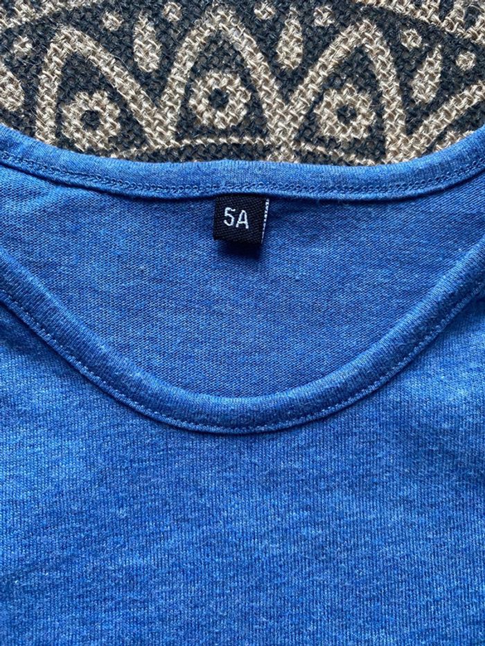T-shirt bleu étoiles fille - photo numéro 3