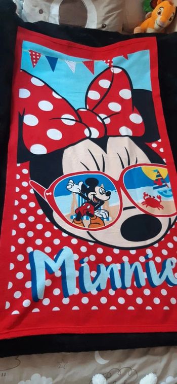 Grand drap de plage / serviette disney minnie en microfibre neuf