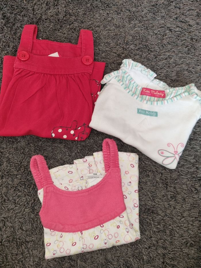 Lot de 3 debardeurs tuniques 18 mois fille