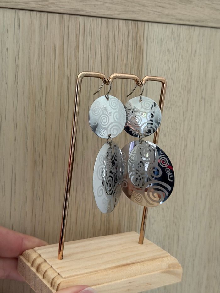 Boucles d'oreilles argentées - photo numéro 3