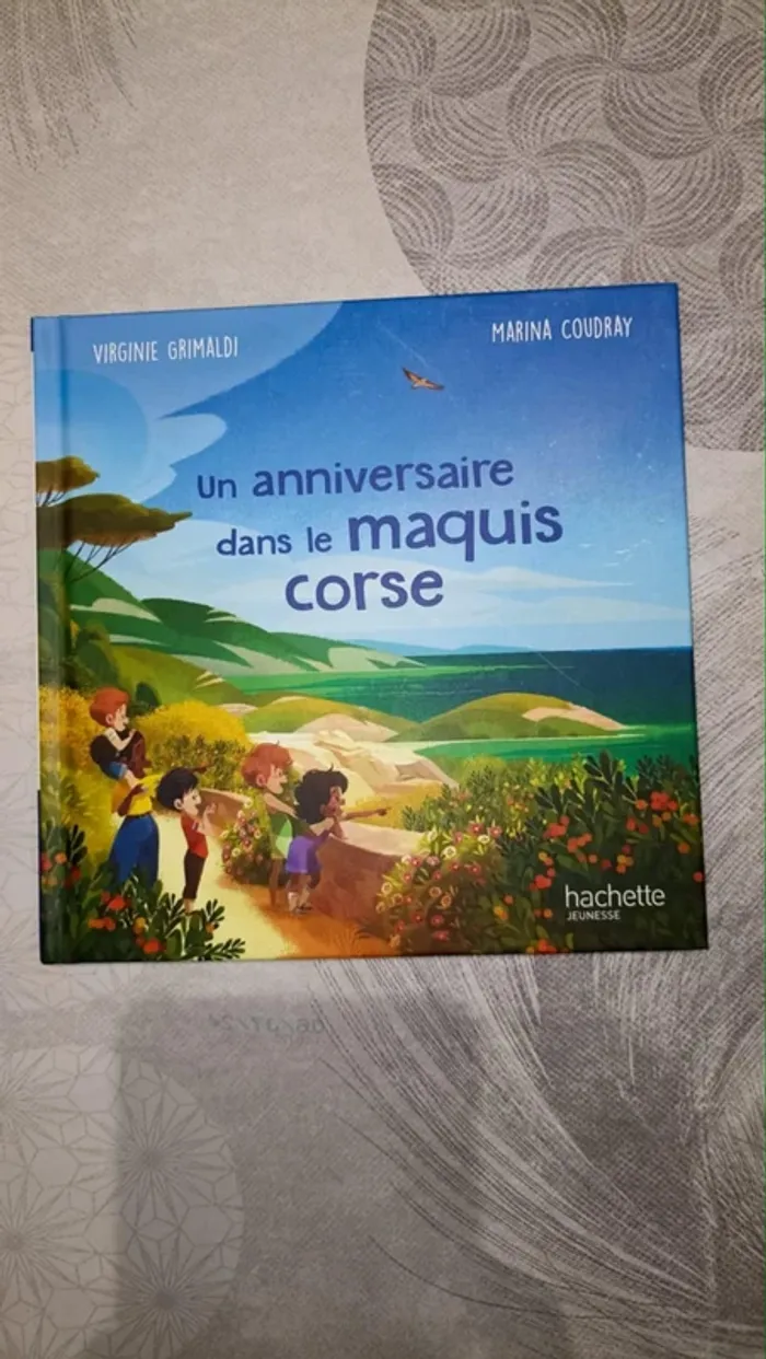 livre Mcdonald's Un anniversaire dans le maquis corse Collection Merveilles de France