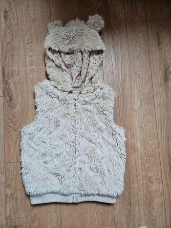 Gilet poils sans manches Zara 7-8 ans