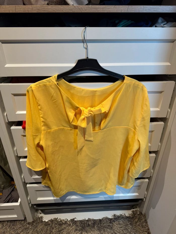 haut jaune - photo numéro 5
