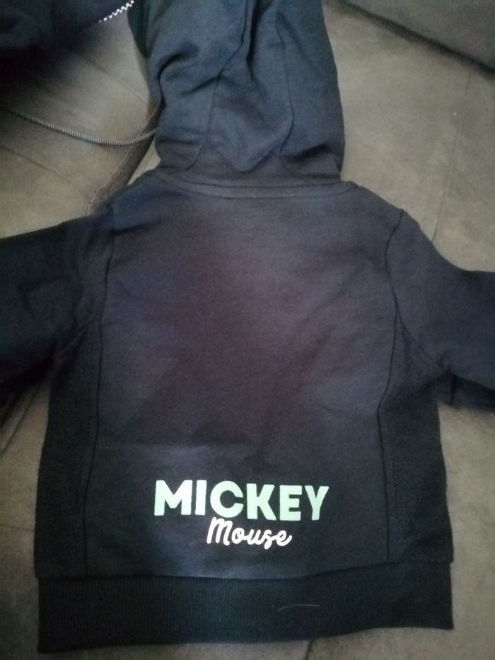 Sweat Disney Mickey 6 mois - photo numéro 2