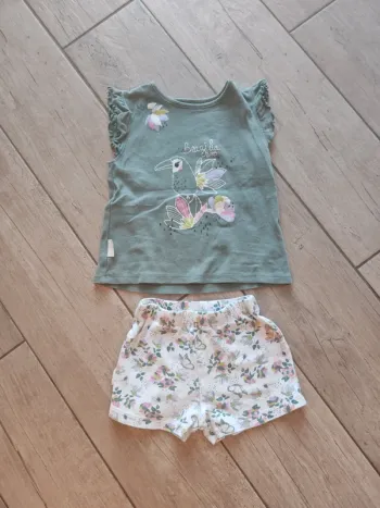 Ensemble d'été kaki Petit Béguin taille 2/3 ans