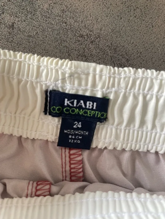 Short de bain garçon 24 mois - photo numéro 2