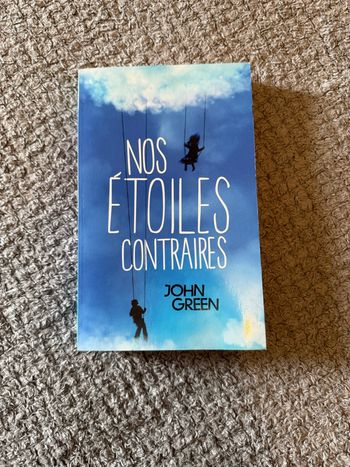 Livre nos étoiles contraires de John Green