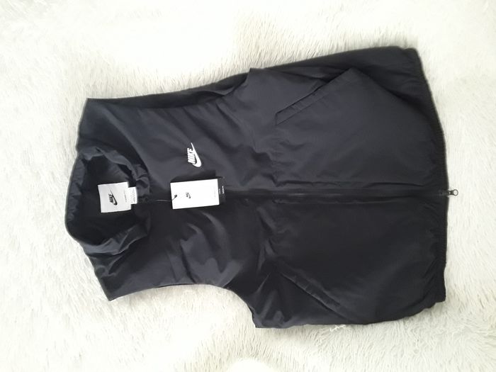 VESTE NIKE NEUF TAILLE L - photo numéro 9