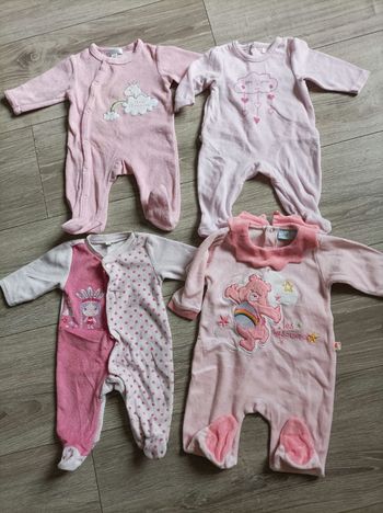 Lot de 4 pyjamas roses 1 mois