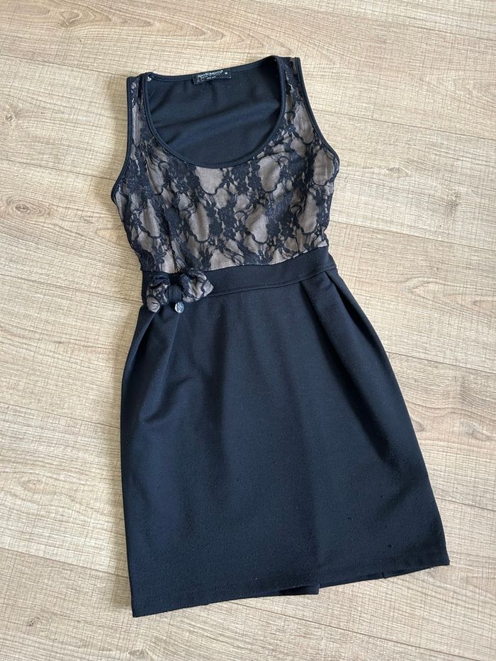 Robe noire et beige sans manches Rinascimento taille M état satisfaisant (taille petit) - photo numéro 7