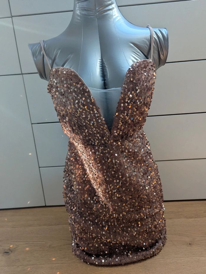 Robe à sequins