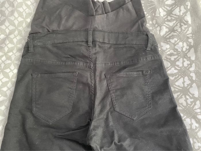 Pantalon noir grossesse - photo numéro 3