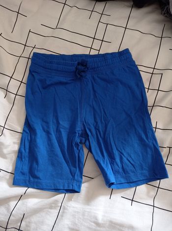 Short bleu 6 ans