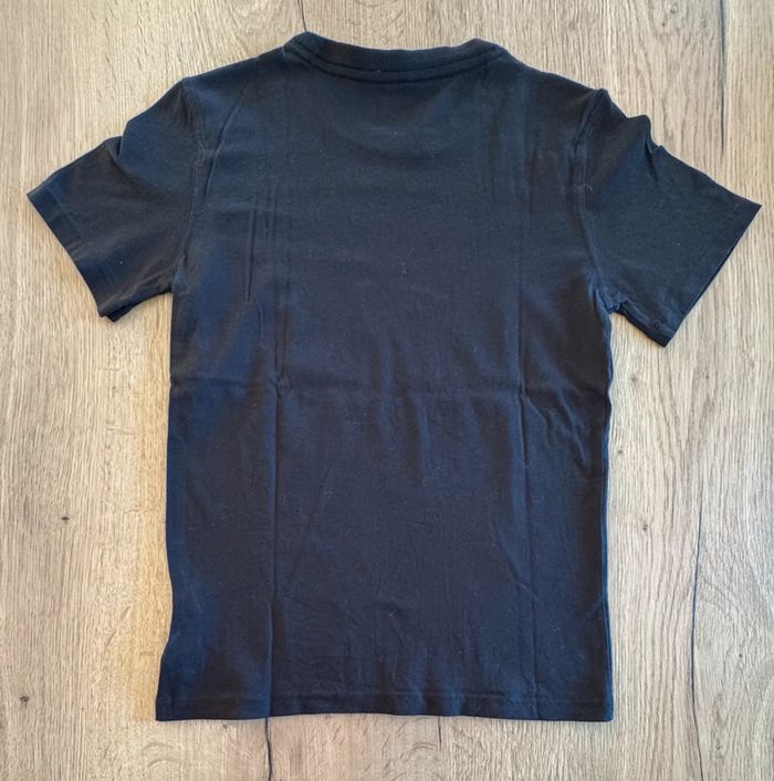 Tee shirt Calvin Klein taille 10-12 ans comme neuf - photo numéro 8