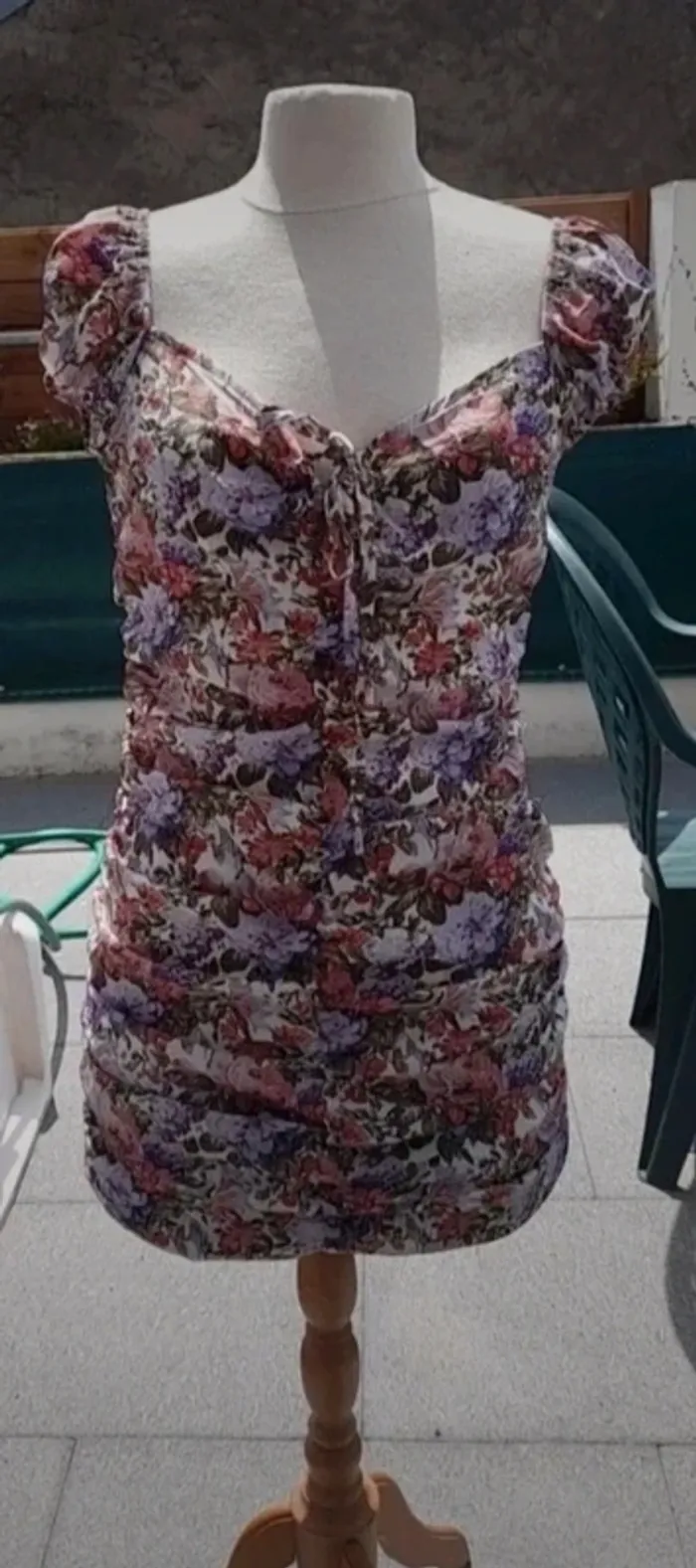 Robe plissé motif fleurs de chez shein taille 40 42ise - photo numéro 2