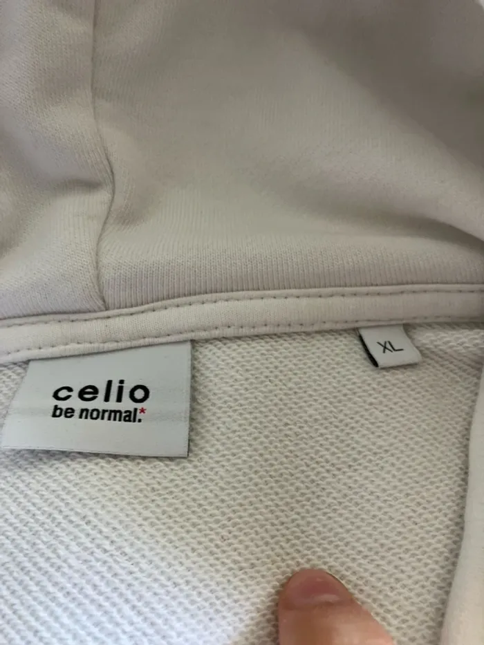 Pull à zip blanc - photo numéro 2