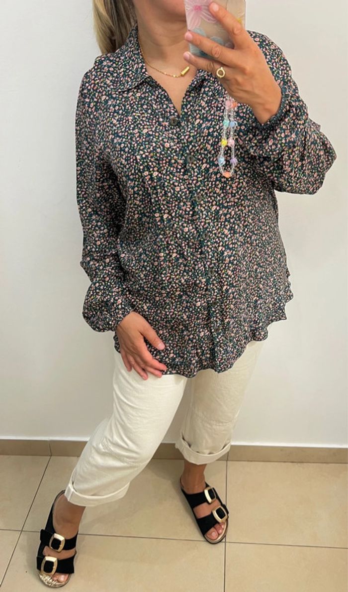 💐Chemise imprimée petites fleurs Taille 38/40 - photo numéro 4