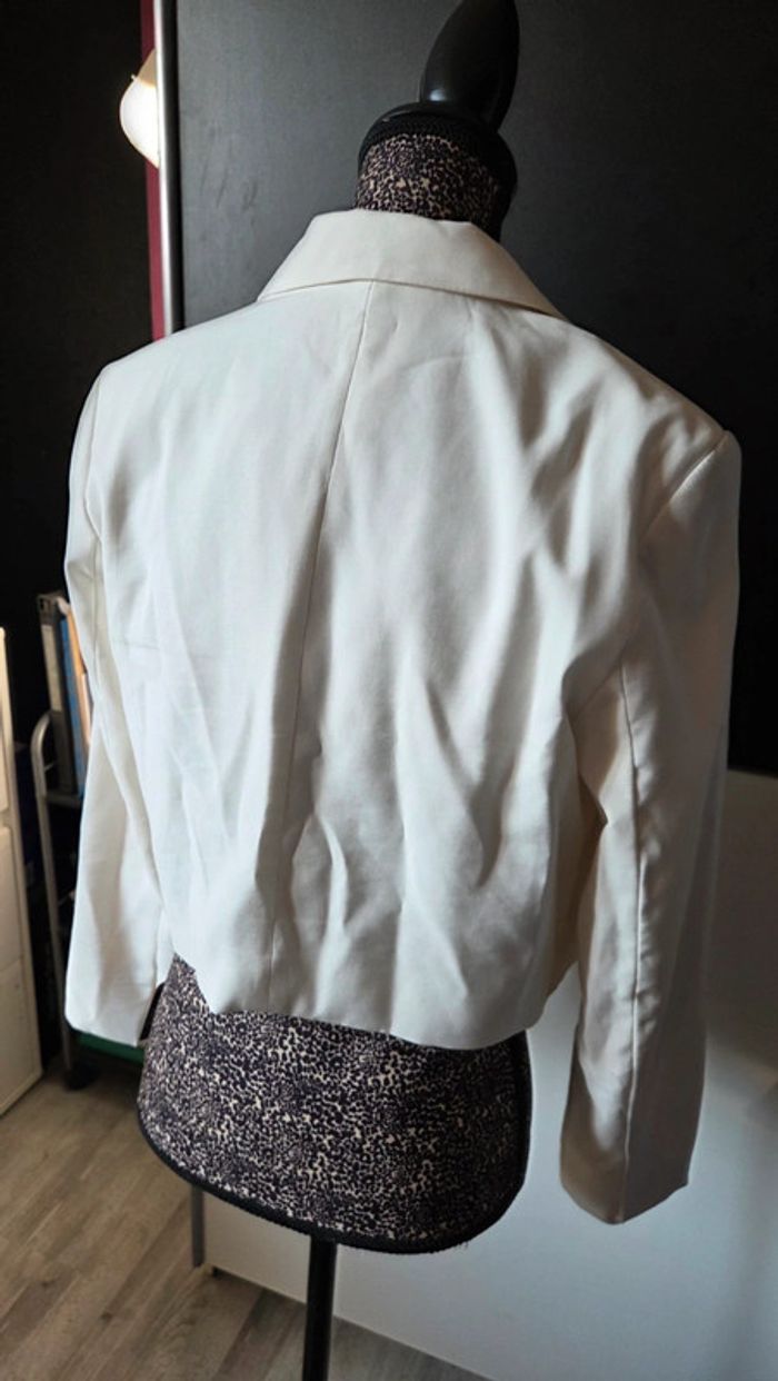 Veste Blazer Blanc de chez Stradivarius en taille S - photo numéro 3