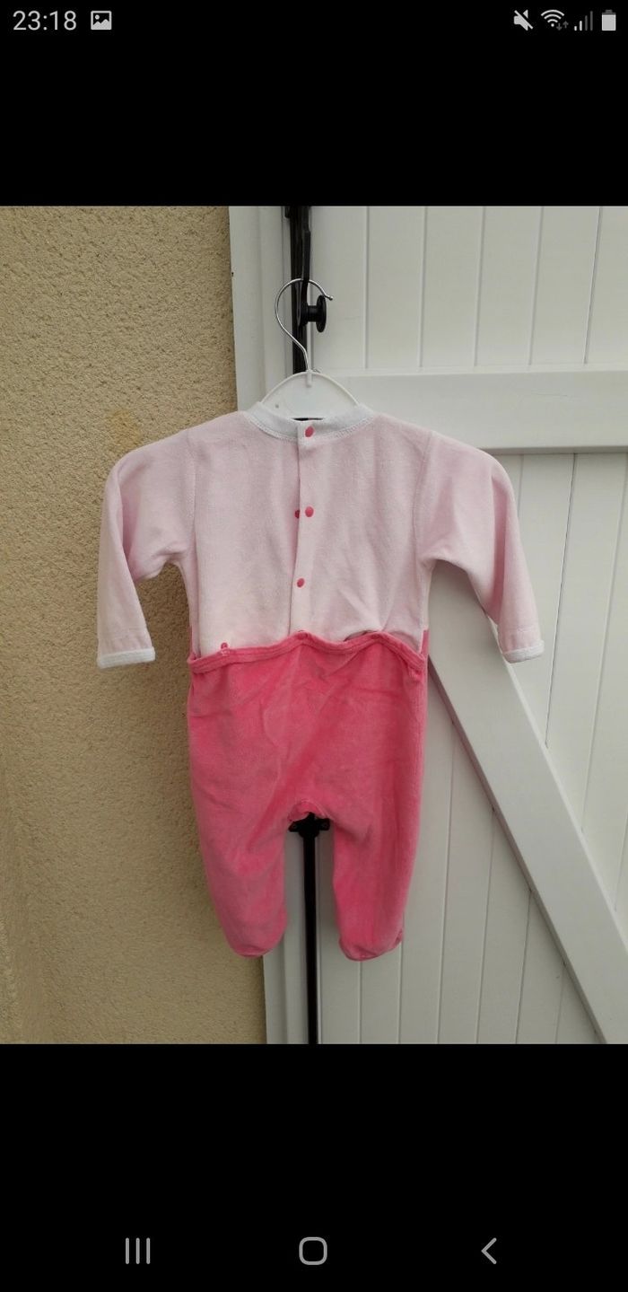 Pyjama bébé filles en taille 12 mois - photo numéro 3