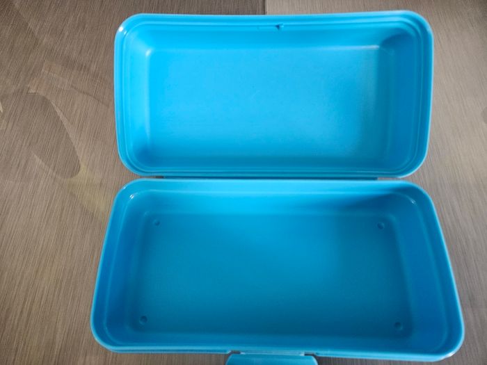 Boîte Tupperware - photo numéro 2