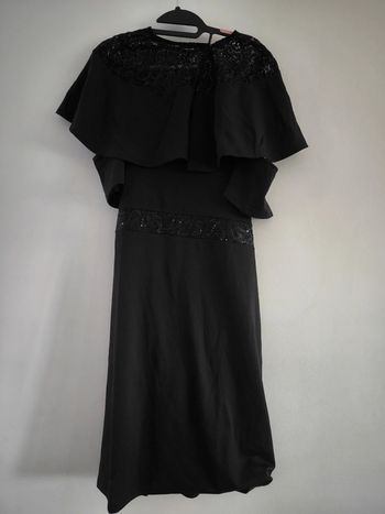 Robe avec cape Avon taille 52 54neuve