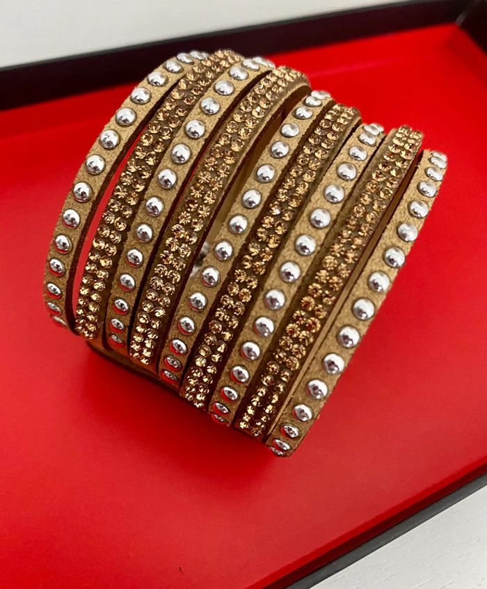 Bracelet manchette strass NEUF