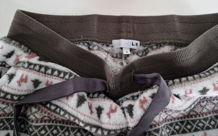 Pantalon taille S - photo numéro 2