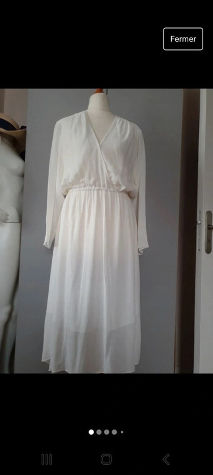 Robe neuve (prix bradé)