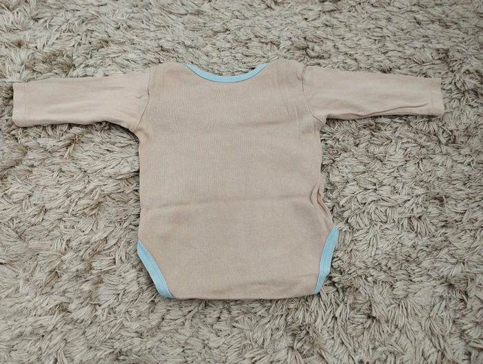 Body 3 mois - photo numéro 7