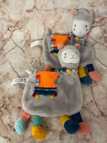 Lot 2 Doudou plat lama gris multicolore Kiabi Nicotoy Simba Toys