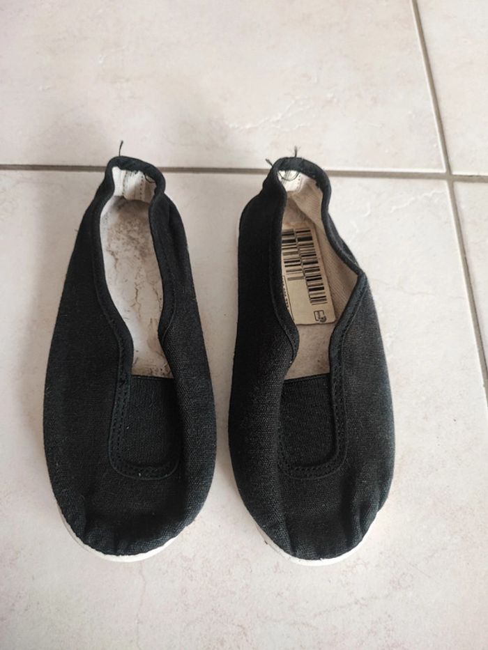 Chaussons de gymnastique fille Decathlon taille 25/27 (78)