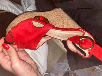 Talons rouges en tissu