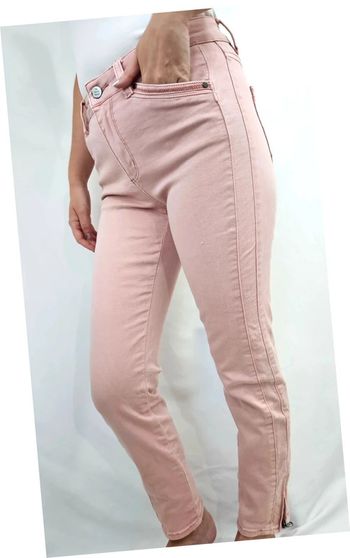 Jean slim rose 123 taille 38