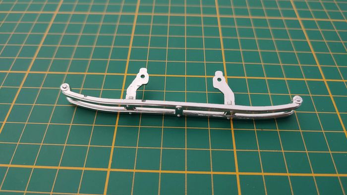 Pare-chocs avant pièce détachée miniature Mercedes Benz SSK 1928 1/18 burago BBurago #B69