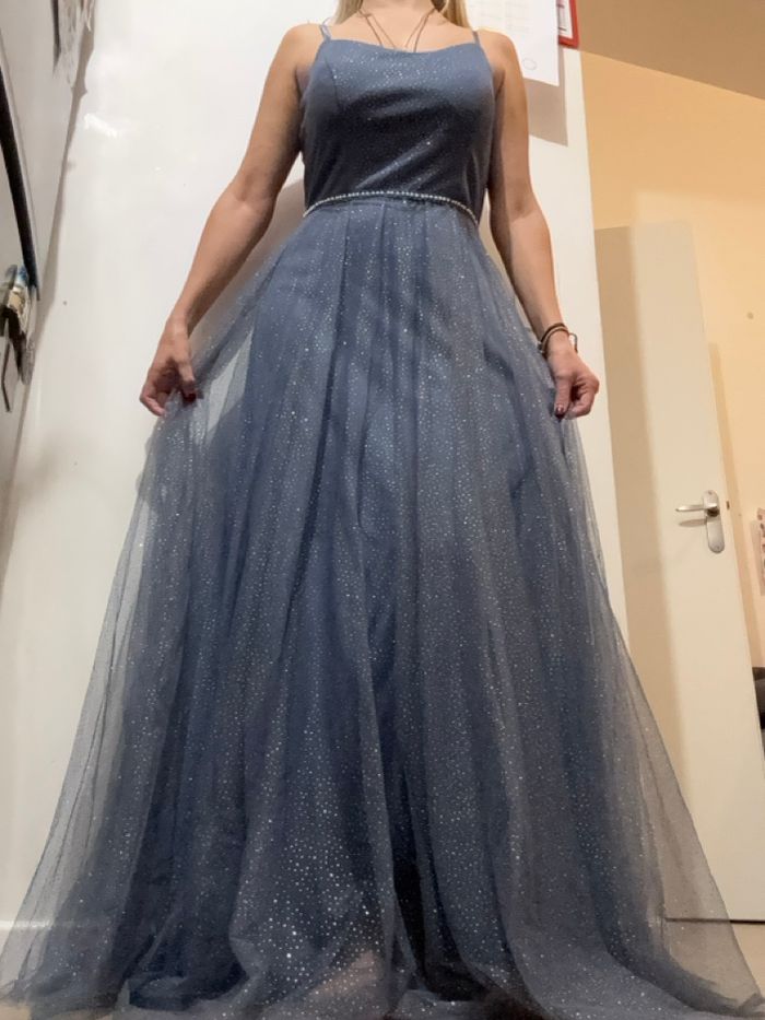 Robe élégante de soirée - photo numéro 2