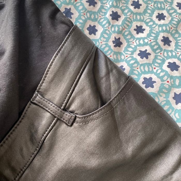 Pantalon similicuir grossesse - photo numéro 3