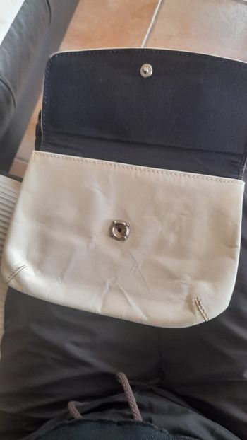 Pochette cuir souple