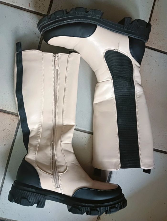 bottes taille 36 - photo numéro 10