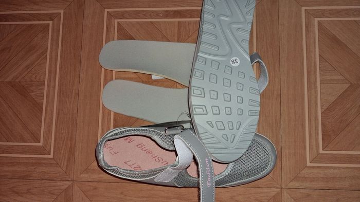 Chaussures détente toile ajourée. 38 - photo numéro 4
