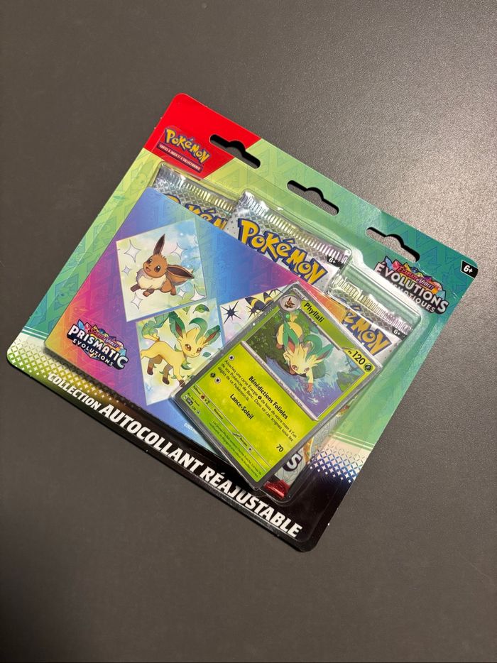 Tripack Pokémon Évolutions prismatiques NEUF