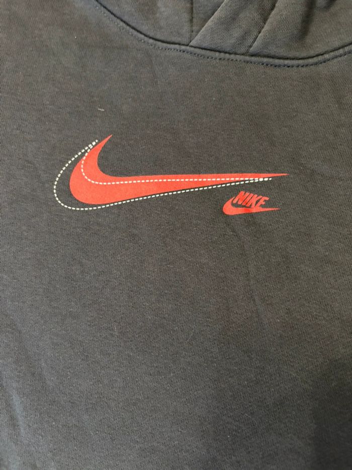 Sweat gris à capuche Nike taille S - photo numéro 2