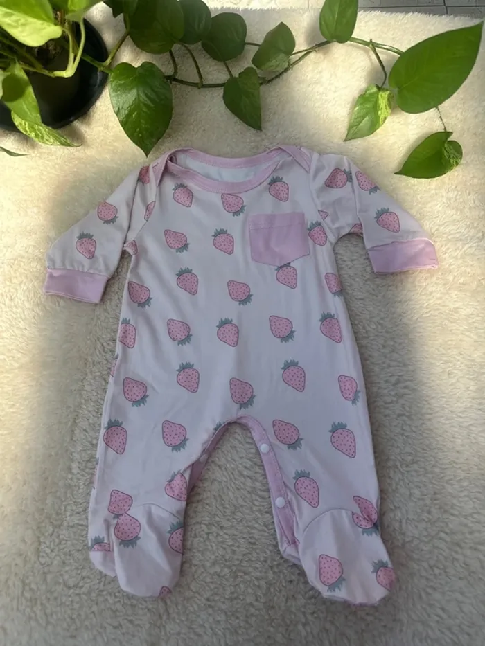 Pyjama rose à fraises