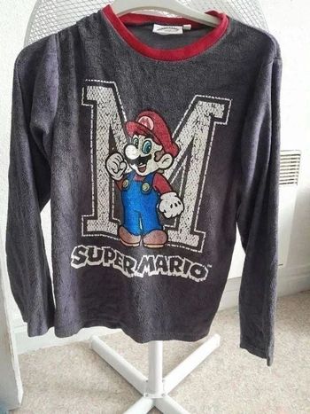 Haut de pyjama Garçon- " super Mario " Taille 12 ans