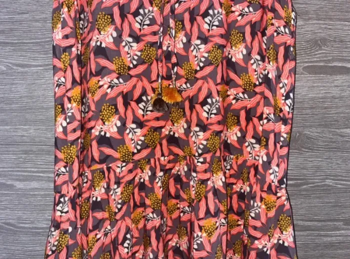 Robe imprimée à volants  XS  neuf étiquette  little miss Captain Tortue - photo numéro 3