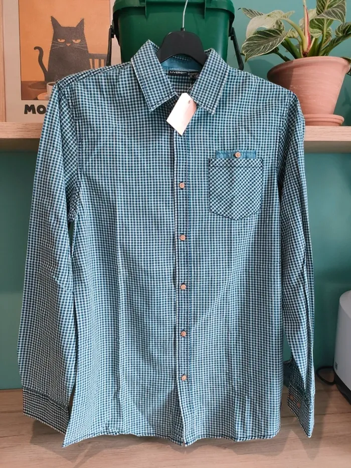 Chemise neuve taille S Livergy